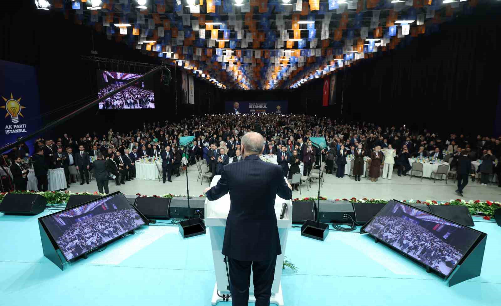 cumhurbaskani erdogan irana yonelik netanyahunun kiskirtmalari ile baslayan amerika israil saldirilarindan uzuntu ve endise duyuyoruz Yr2aPrHm