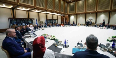 cumhurbaskani-erdogan-isci-ve-isveren-temsilcilerini-kabul-etti-vXuEl6g1.jpg