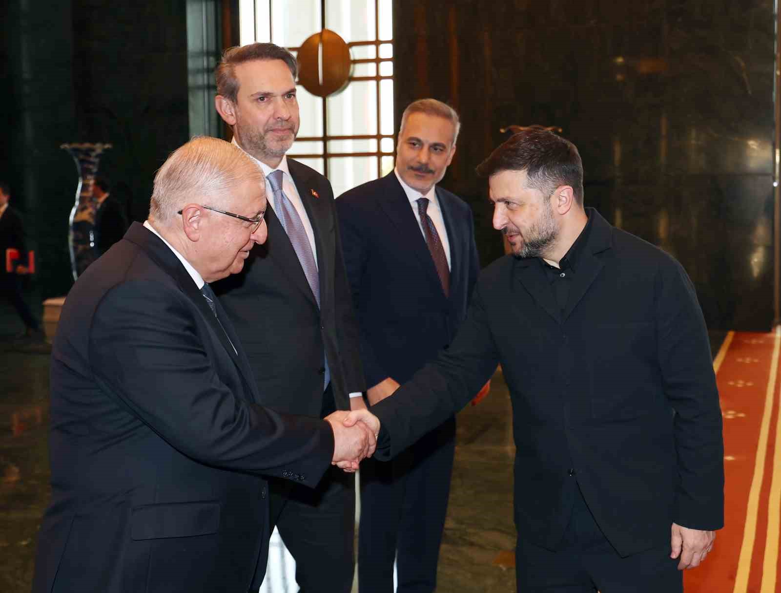 cumhurbaskani erdogan istanbul surecinin akut hal alan sorunlari giderecek sekilde yeniden devreye girmesinin faydali IbKI84Ze