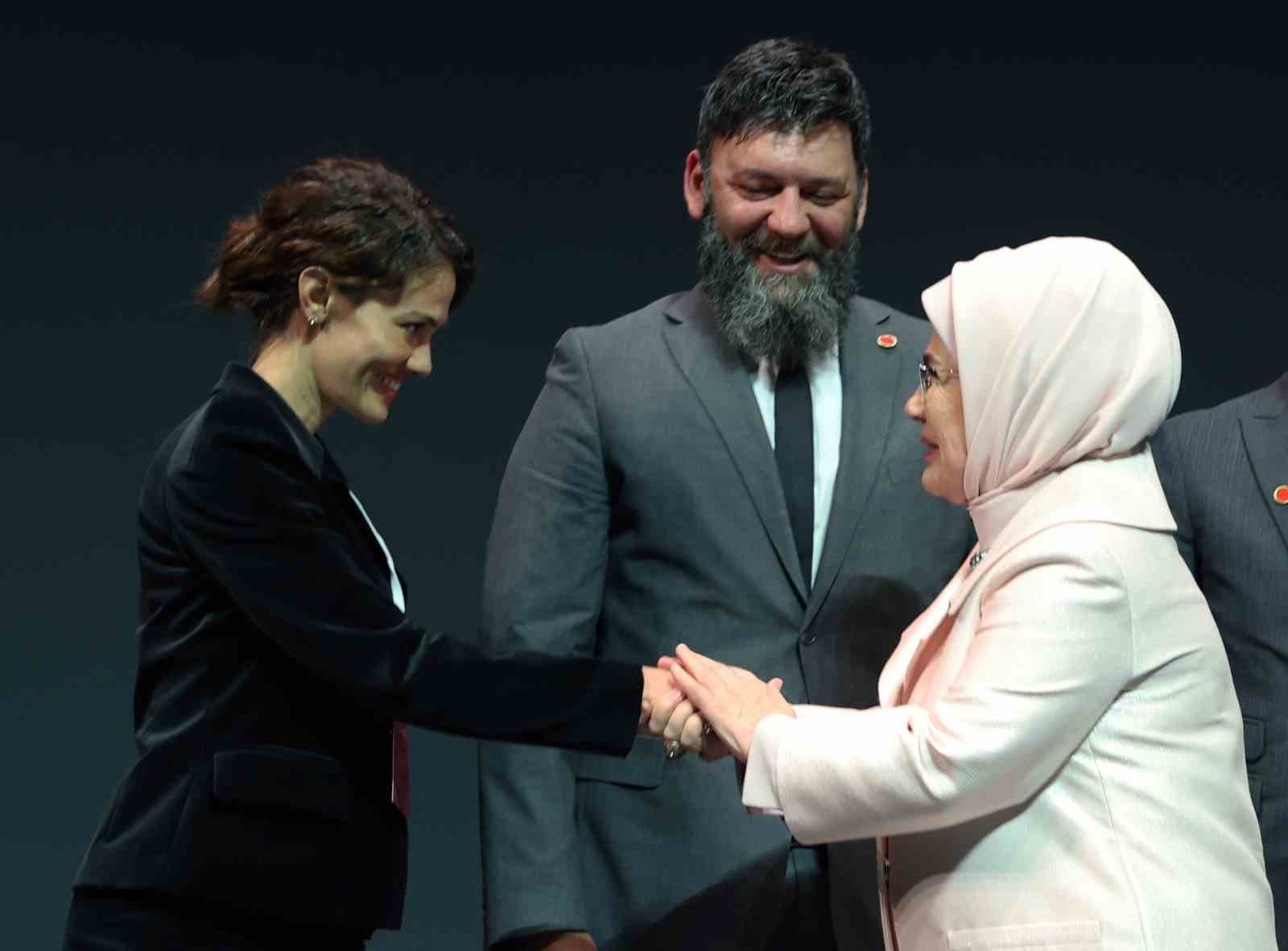 Cumhurbaşkanı Erdoğan İstanbul’da film galasına katıldı 10 cumhurbaskani erdogan istanbulda film galasina katildi 6 6RY89m3e