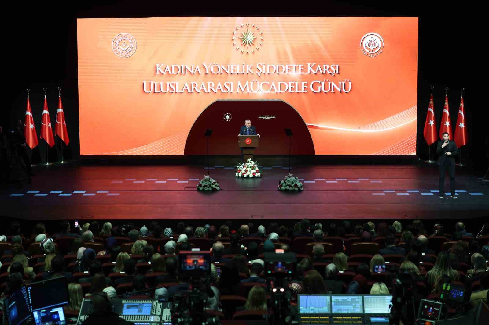 cumhurbaskani erdogan kadina el kaldiranin eli de vicdani da kararmistir 22 yT3hKu9f