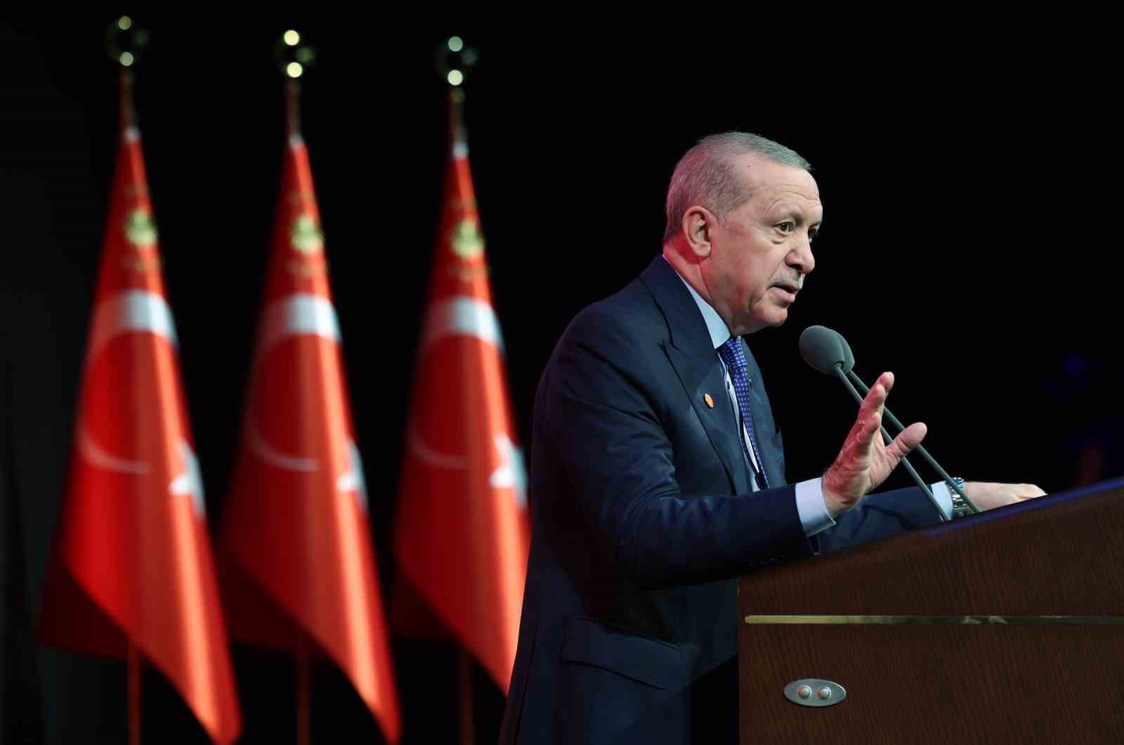 cumhurbaskani erdogan kadina el kaldiranin eli de vicdani da kararmistir 24 BHBT7yqU