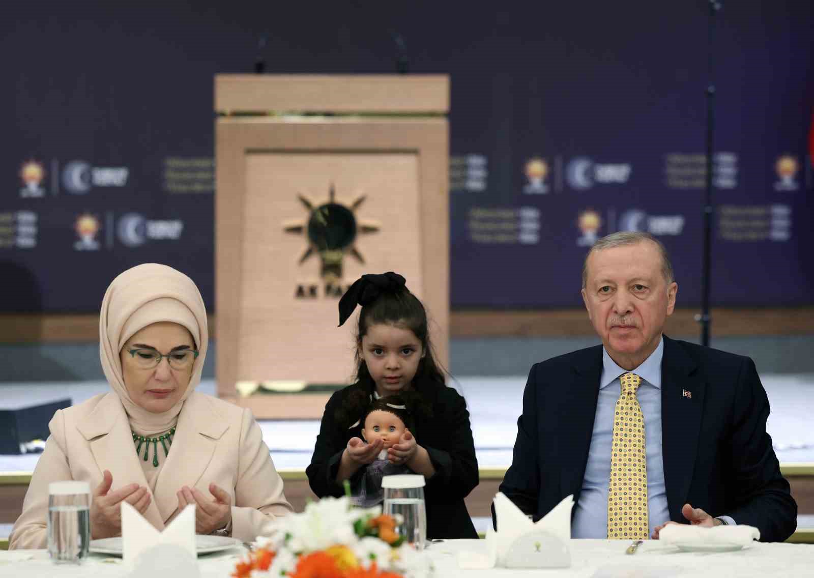 cumhurbaskani erdogan kan akmasin gozyaslari dinsin bolgemiz artik yillardir hasretini cektigi kalici huzura kavussun