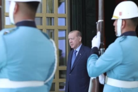 İletişim Başkanı Duran: "Dijital çağ, sunduğu fırsatların yanında yeni tehditleri ve ciddi meydan okumaları da beraberinde getiriyor" 3 thumbnail