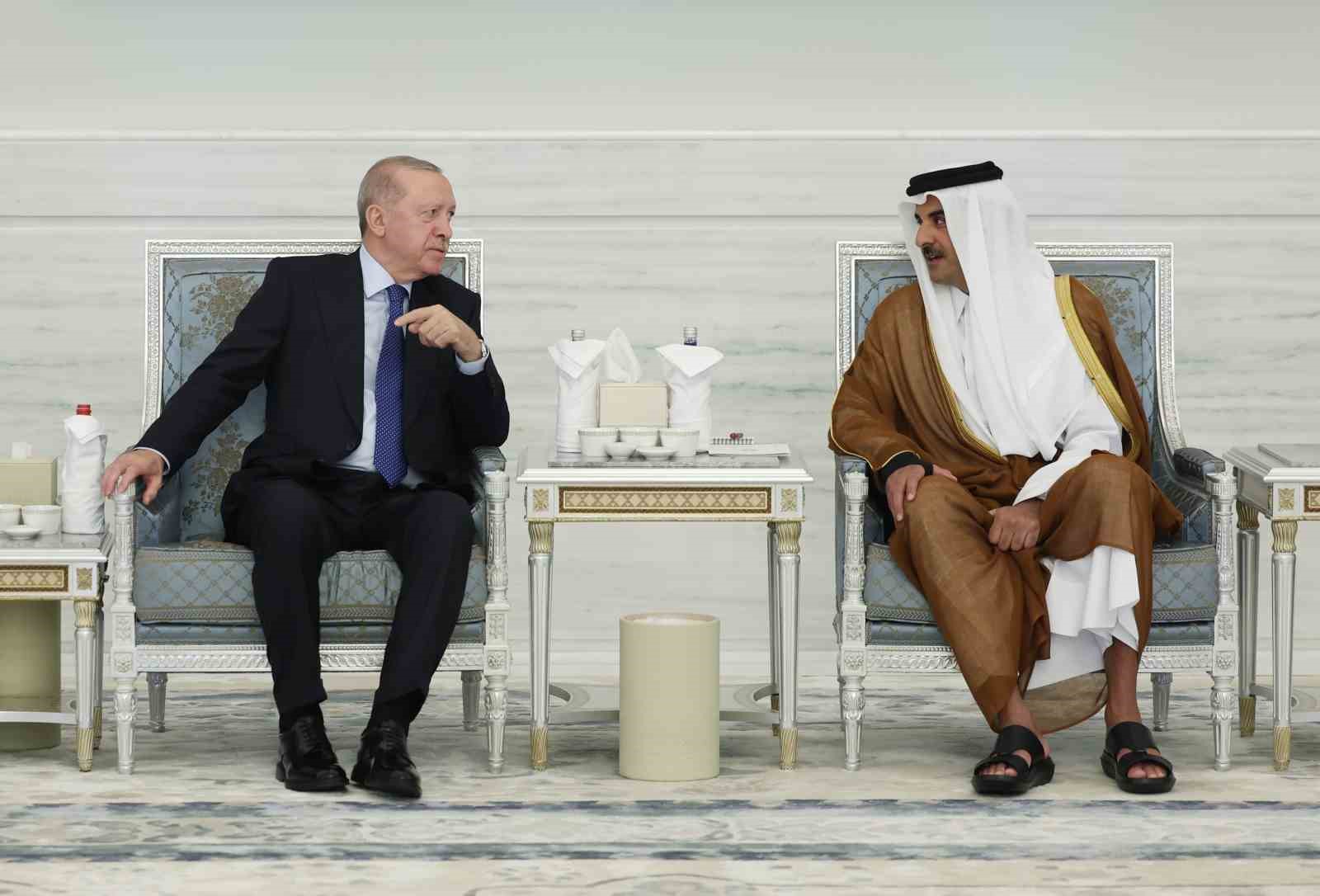 Cumhurbaşkanı Erdoğan, Katar Emiri Al Thani ile bir araya geldi 6 cumhurbaskani erdogan katar emiri al thani ile bir araya geldi 2 y2j4MVP4