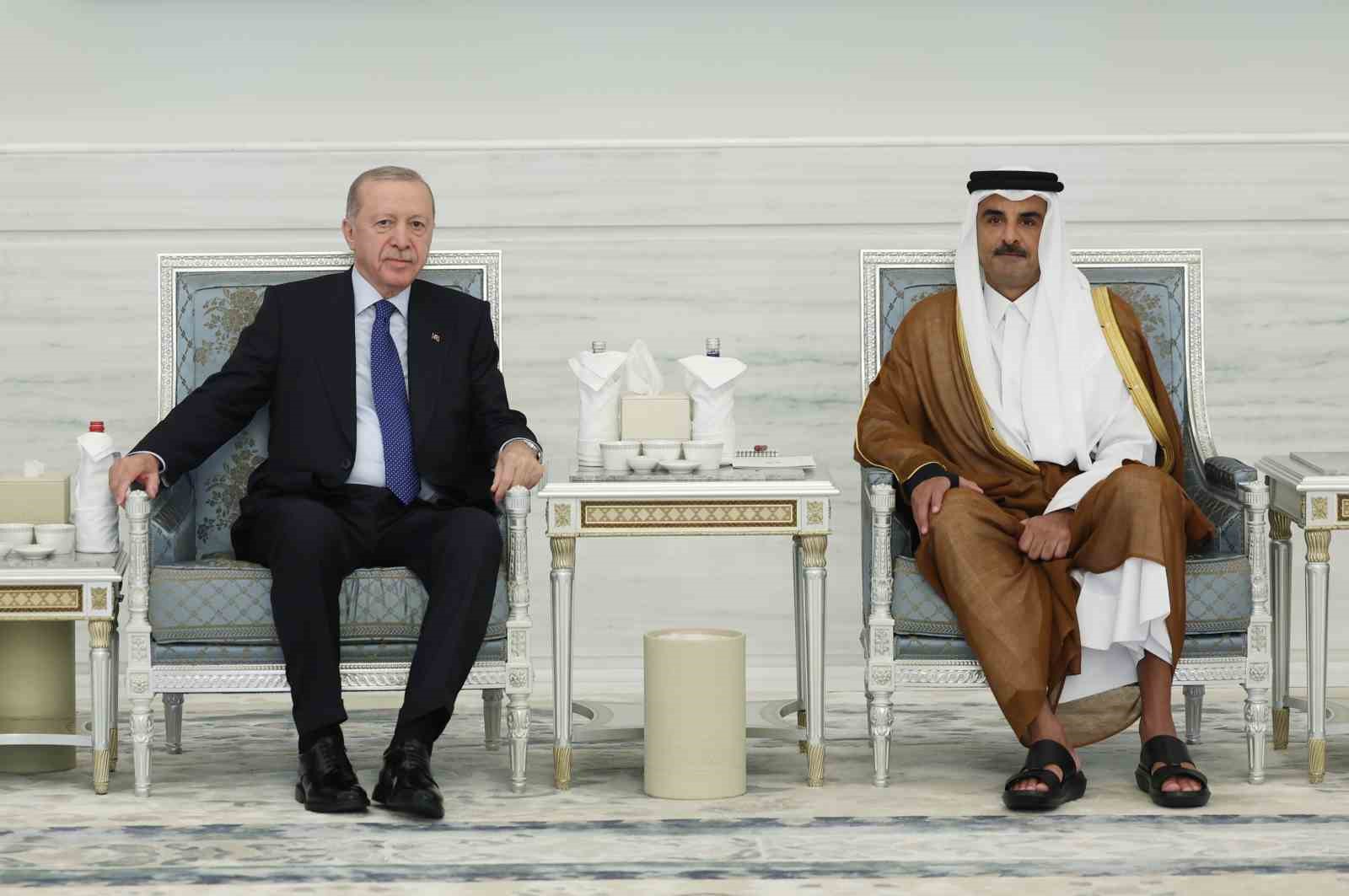 Cumhurbaşkanı Erdoğan, Katar Emiri Al Thani ile bir araya geldi 7 cumhurbaskani erdogan katar emiri al thani ile bir araya geldi 3 3GSQ4Gp5