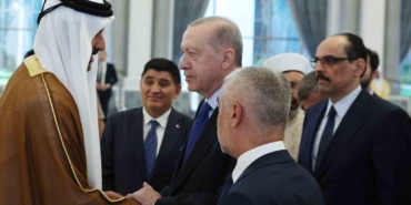 cumhurbaskani-erdogan-katar-emiri-al-thani-ile-bir-araya-geldi-aC8vOStm.jpg