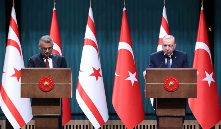 cumhurbaskani-erdogan-kibris-meselesine-en-gercekci-cozumun-adada-iki-devletin-bir-arada-var-olmasindan-mIGnBfa5.jpg