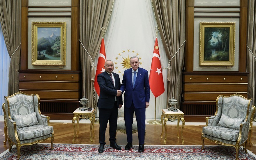 cumhurbaskani erdogan kirgizistan meclis baskani turgunbek uuluyu kabul etti 1 CwmOVL4d