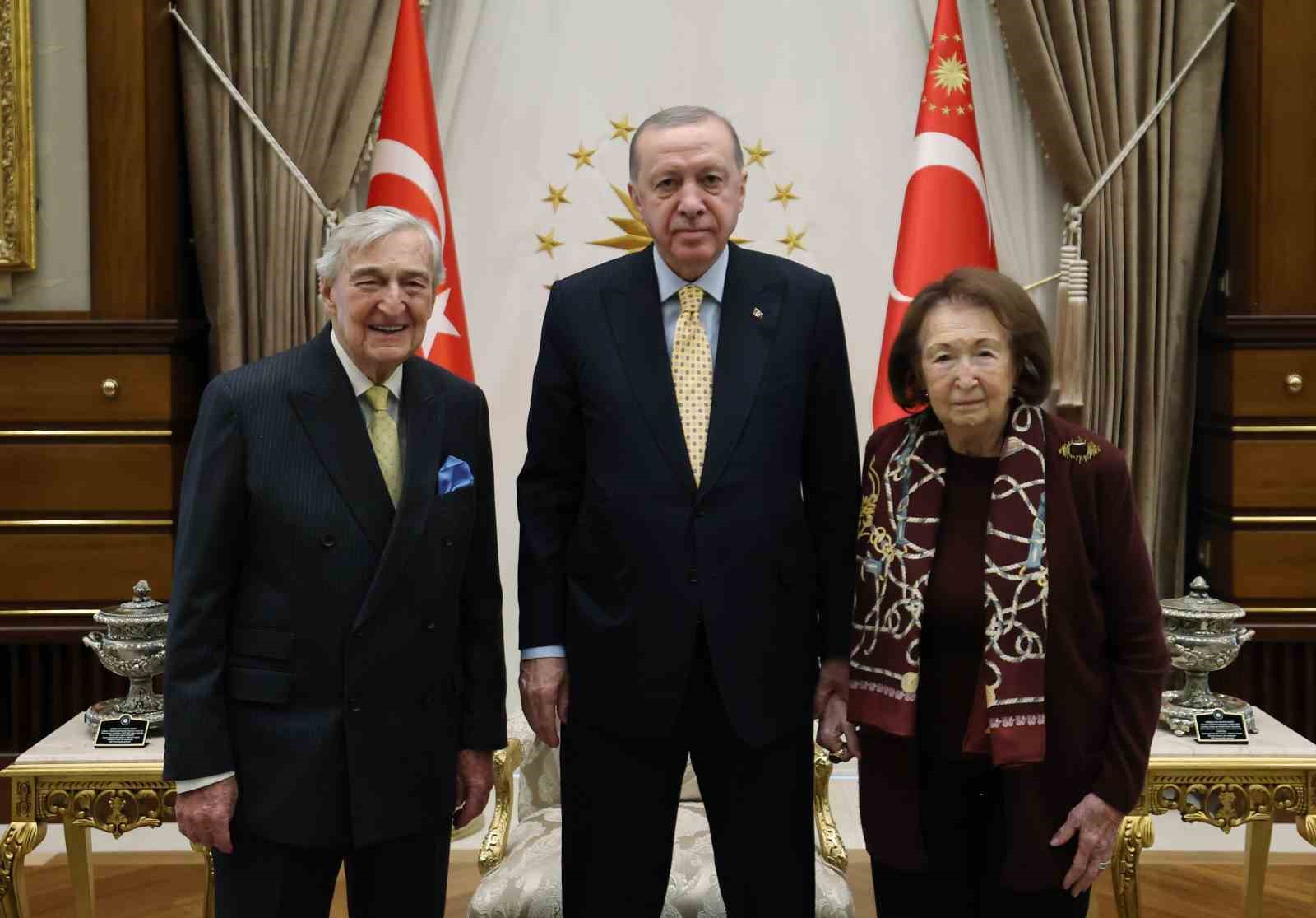 cumhurbaskani erdogan koc ailesini kabul etti 1 QTPBse4v