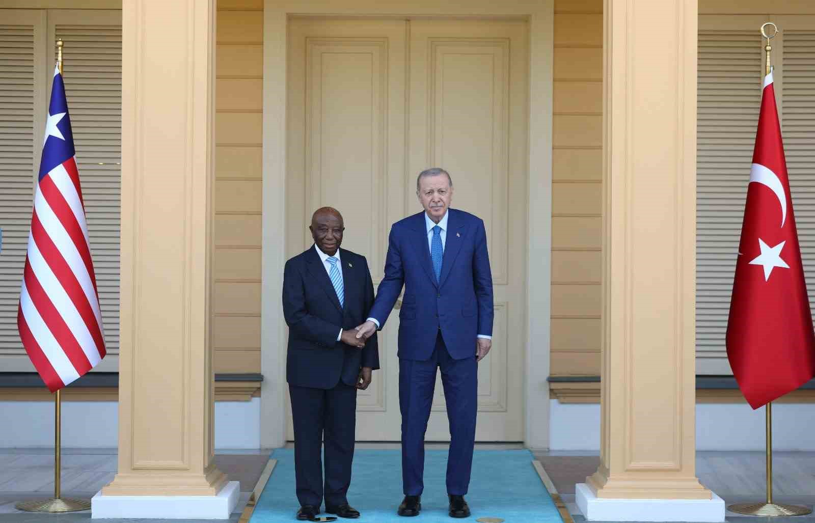 Cumhurbaşkanı Erdoğan, Liberya Cumhurbaşkanı Boakai ile görüştü 5 cumhurbaskani erdogan liberya cumhurbaskani boakai ile gorustu 1 q9EcGuh2