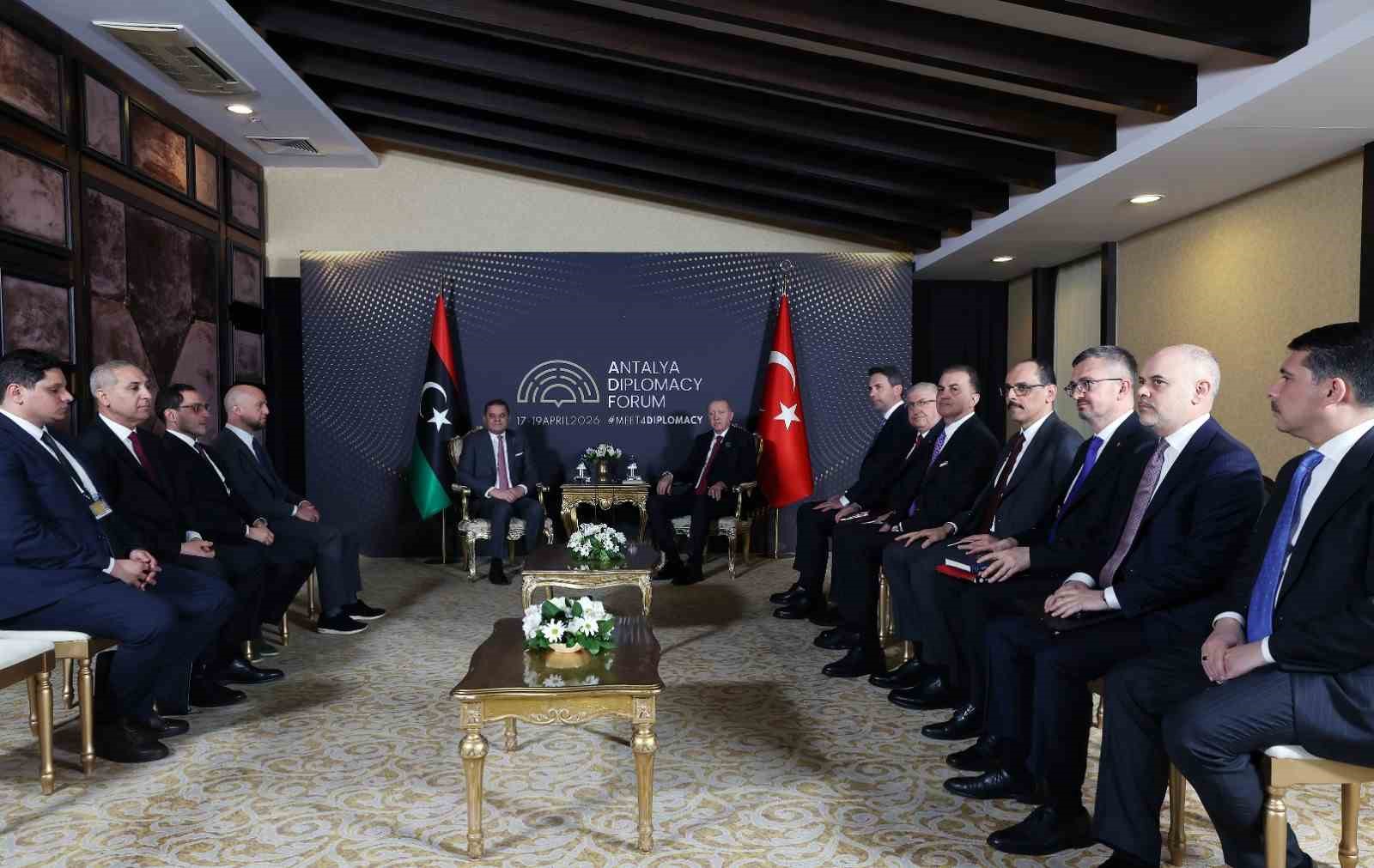 cumhurbaskani erdogan libya milli birlik hukumeti basbakani abdulhamid dibeybe ile bir araya geldi 2 rDlp6UUW
