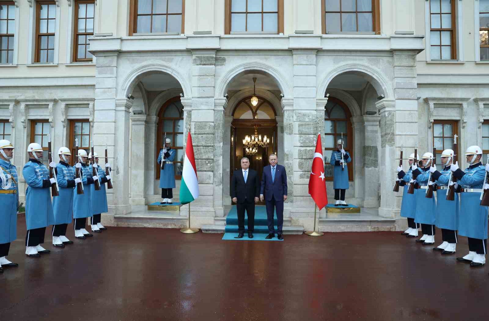 cumhurbaskani erdogan macaristan basbakani orbani kabul etti 3 PkwN1Du4
