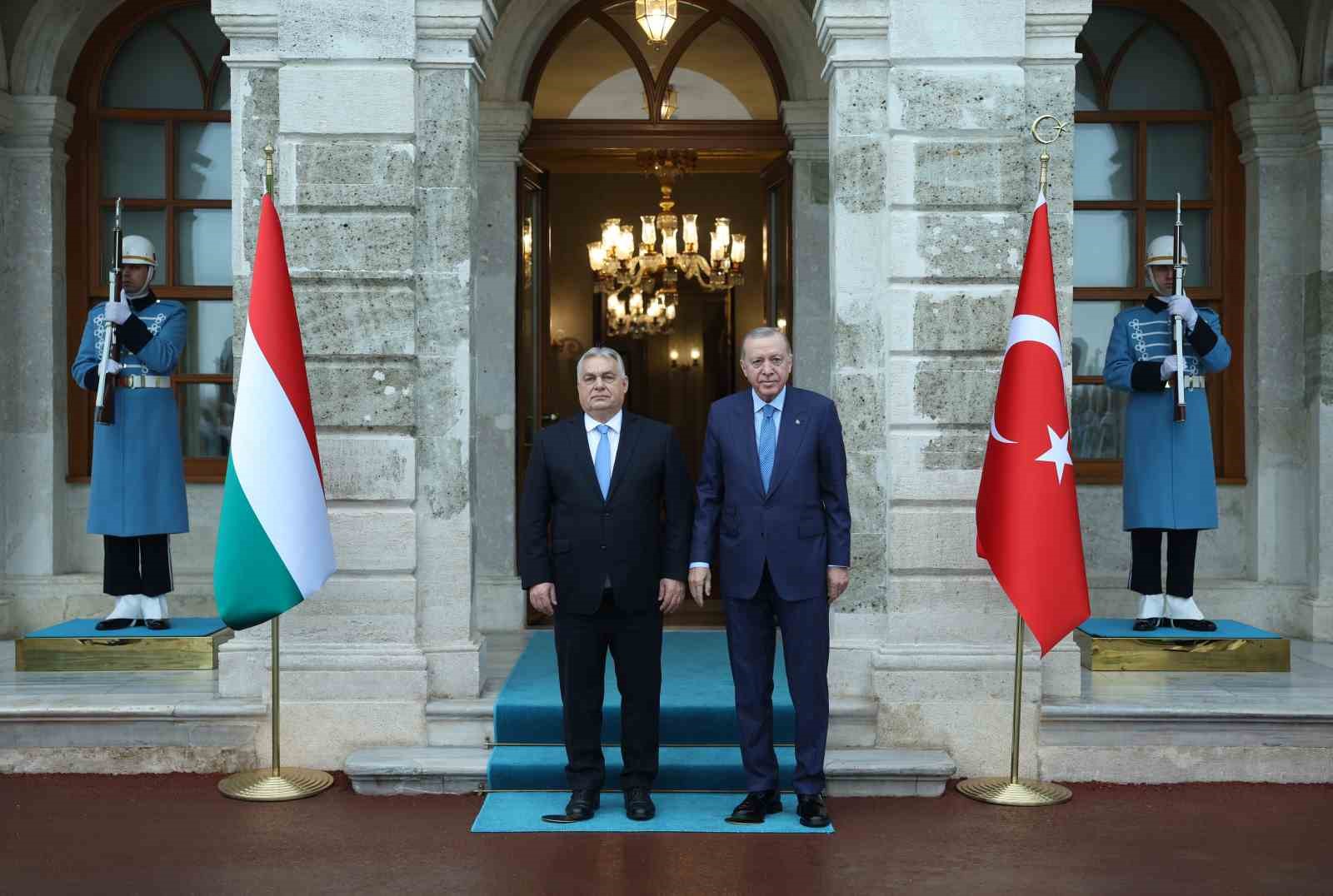 cumhurbaskani erdogan macaristan basbakani orbani kabul etti 4 ejRbnQEL