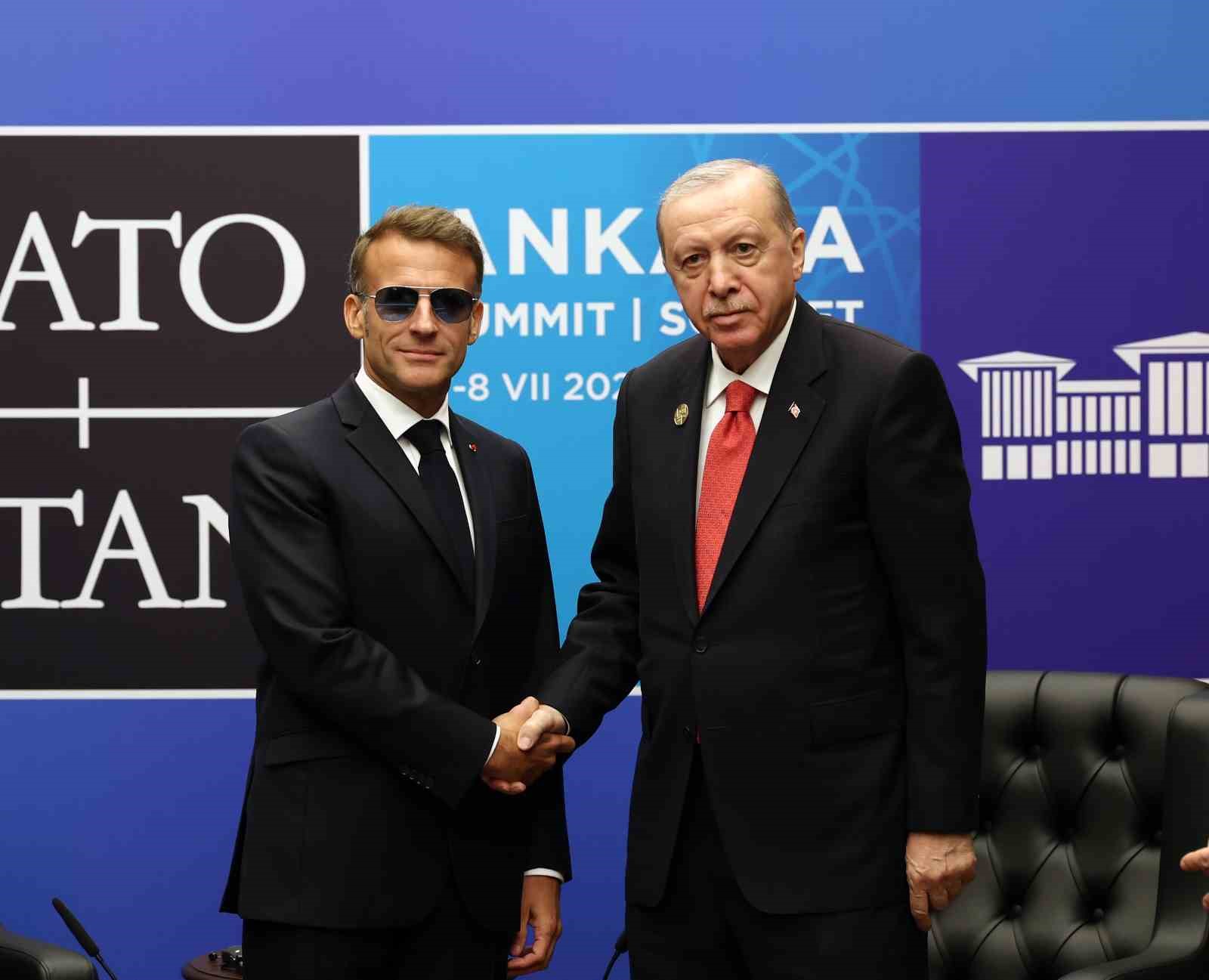 cumhurbaskani erdogan macron ile gorustu 2 OflGsDLi