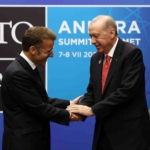 cumhurbaskani-erdogan-macron-ile-gorustu-M4jNTcPx.jpg