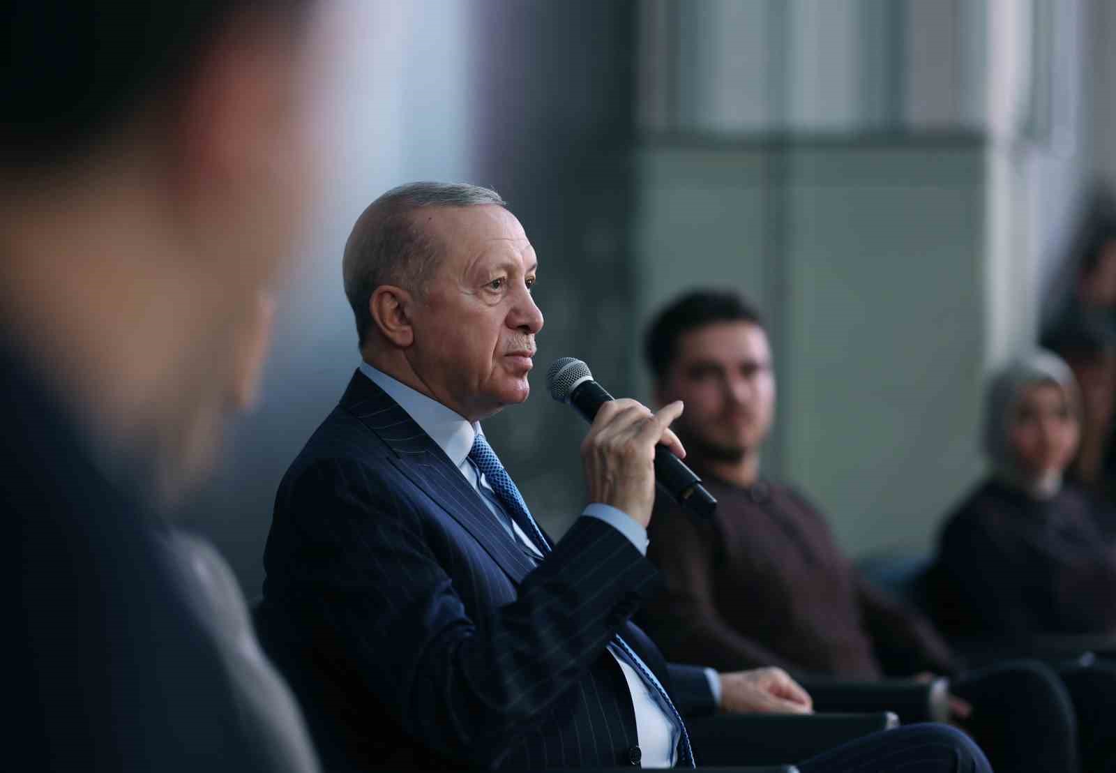 cumhurbaskani erdogan magaralar bosaldi silahlar yakildi yakiliyor 14