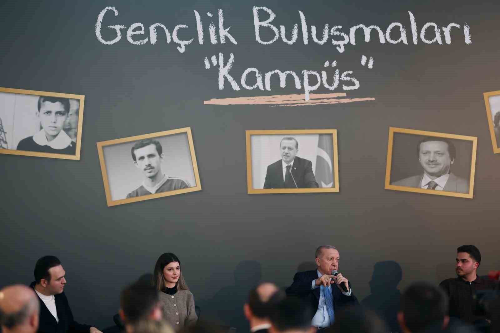 cumhurbaskani erdogan magaralar bosaldi silahlar yakildi yakiliyor 17