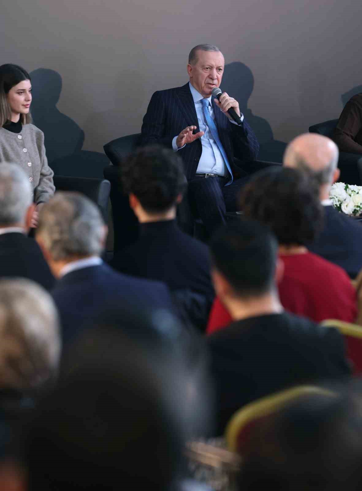 cumhurbaskani erdogan magaralar bosaldi silahlar yakildi yakiliyor 26 t8PAfEEL