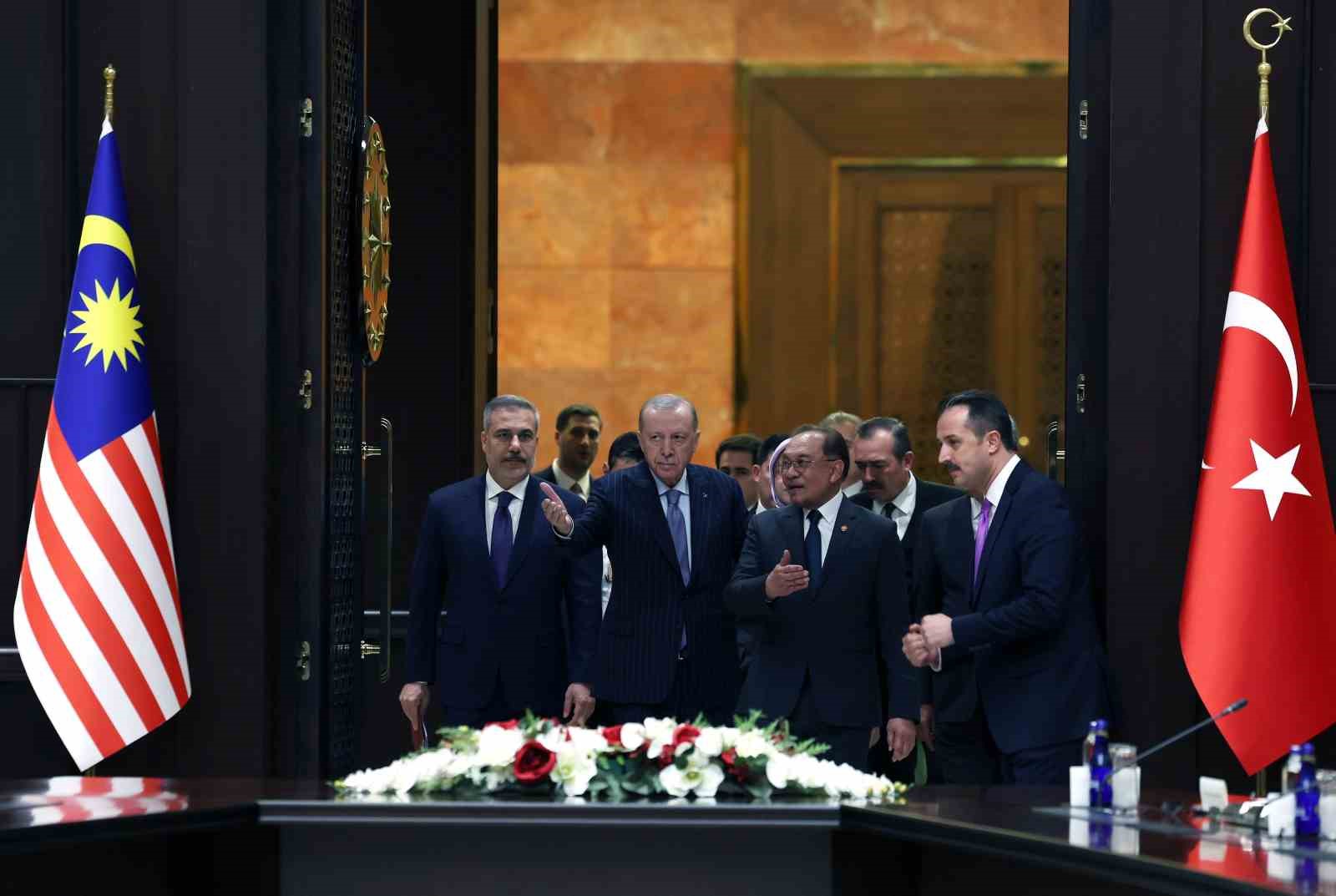 cumhurbaskani erdogan malezya ile atabilecegimiz musterek adimlari degerlendirmeyi surdurecegiz 12 V34qzMYn