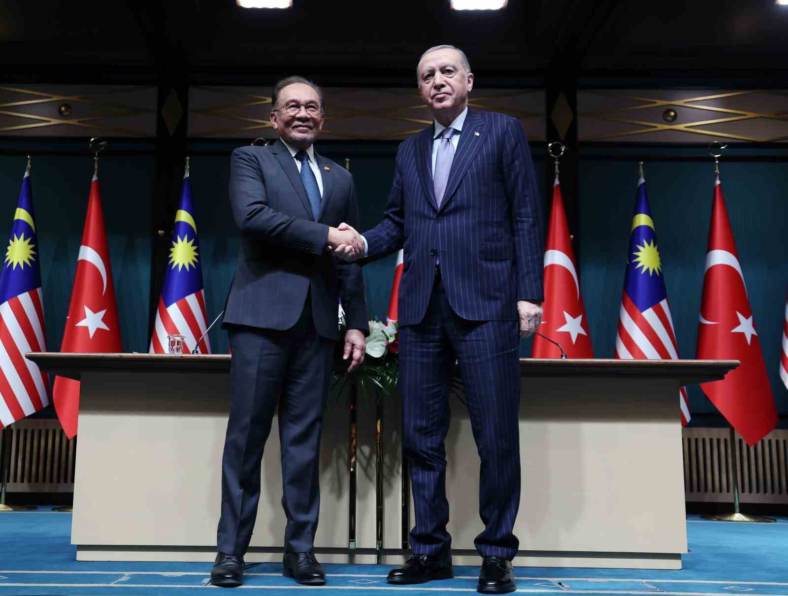 cumhurbaskani erdogan malezya ile atabilecegimiz musterek adimlari degerlendirmeyi surdurecegiz 9 eVKjzQ5d