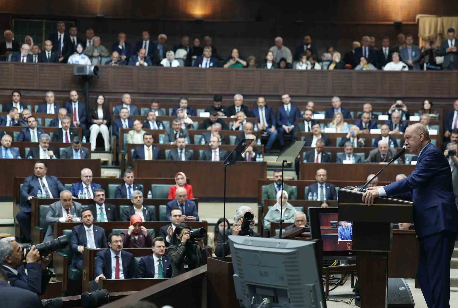 cumhurbaskani erdogan mhp ile el ele omuz omuza verecek huzurun guvenligin refahin ve kardesligin s5KRfna3