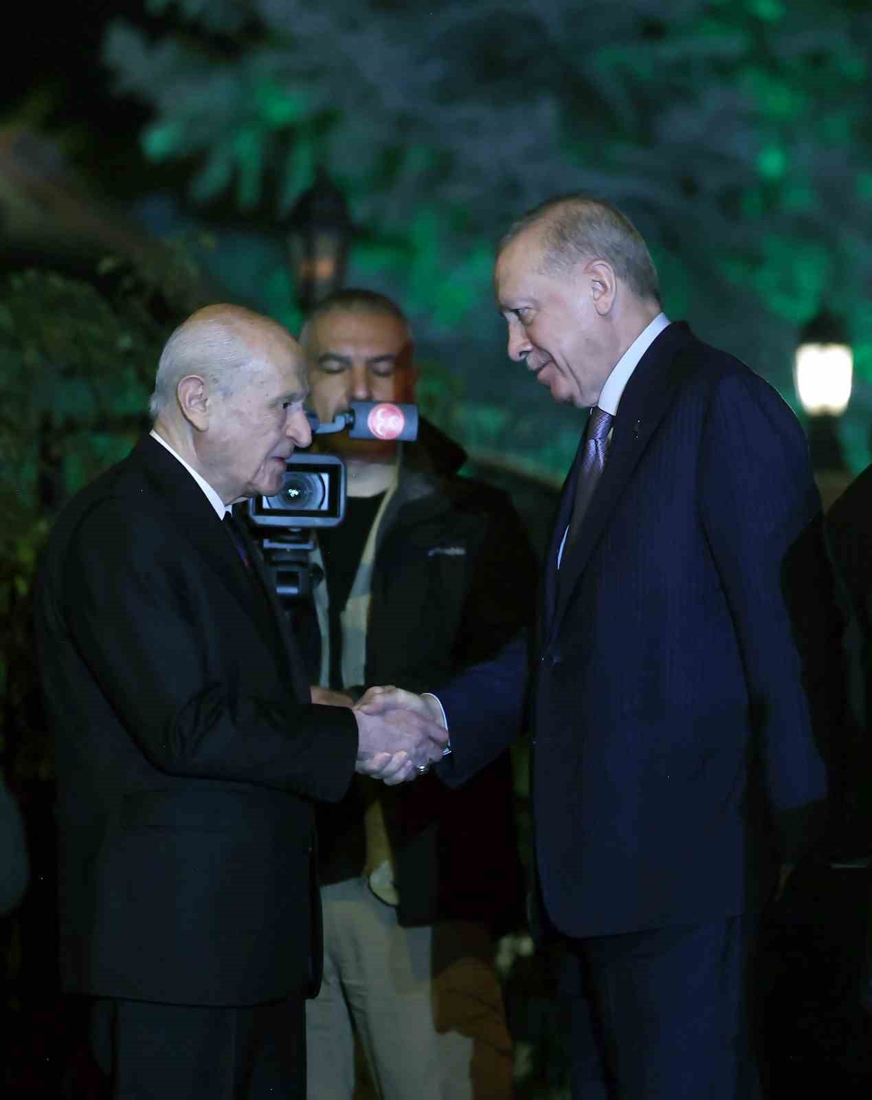 cumhurbaskani erdogan mhp lideri bahceli ile bir araya geldi 4 ISY1K3jV