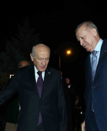 cumhurbaskani-erdogan-mhp-lideri-bahceli-ile-bir-araya-geldi-aSE2MAaM.jpg