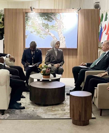cumhurbaskani-erdogan-mikta-liderleriyle-bir-araya-geldi-cdW2WMxq.jpg