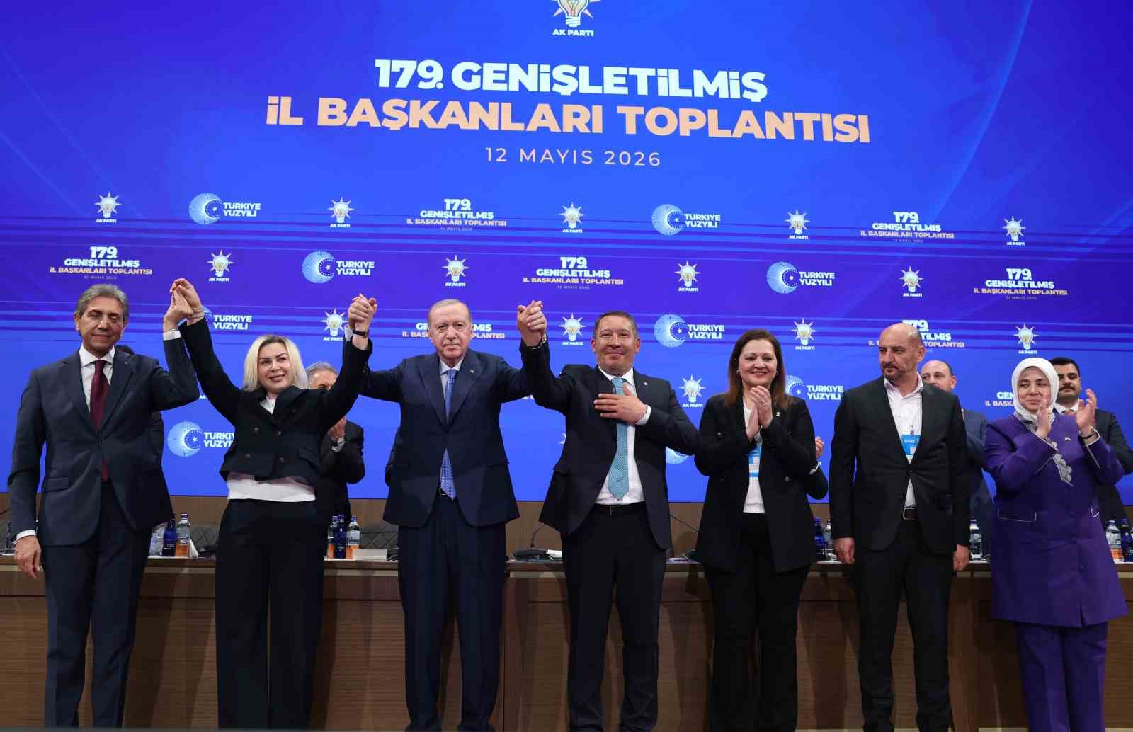 Cumhurbaşkanı Erdoğan: "Muhalefet öyle istiyor diye biz Türk diasporasına sırtımızı dönemeyiz" 13 cumhurbaskani erdogan muhalefet oyle istiyor diye biz turk diasporasina sirtimizi donemeyiz 9