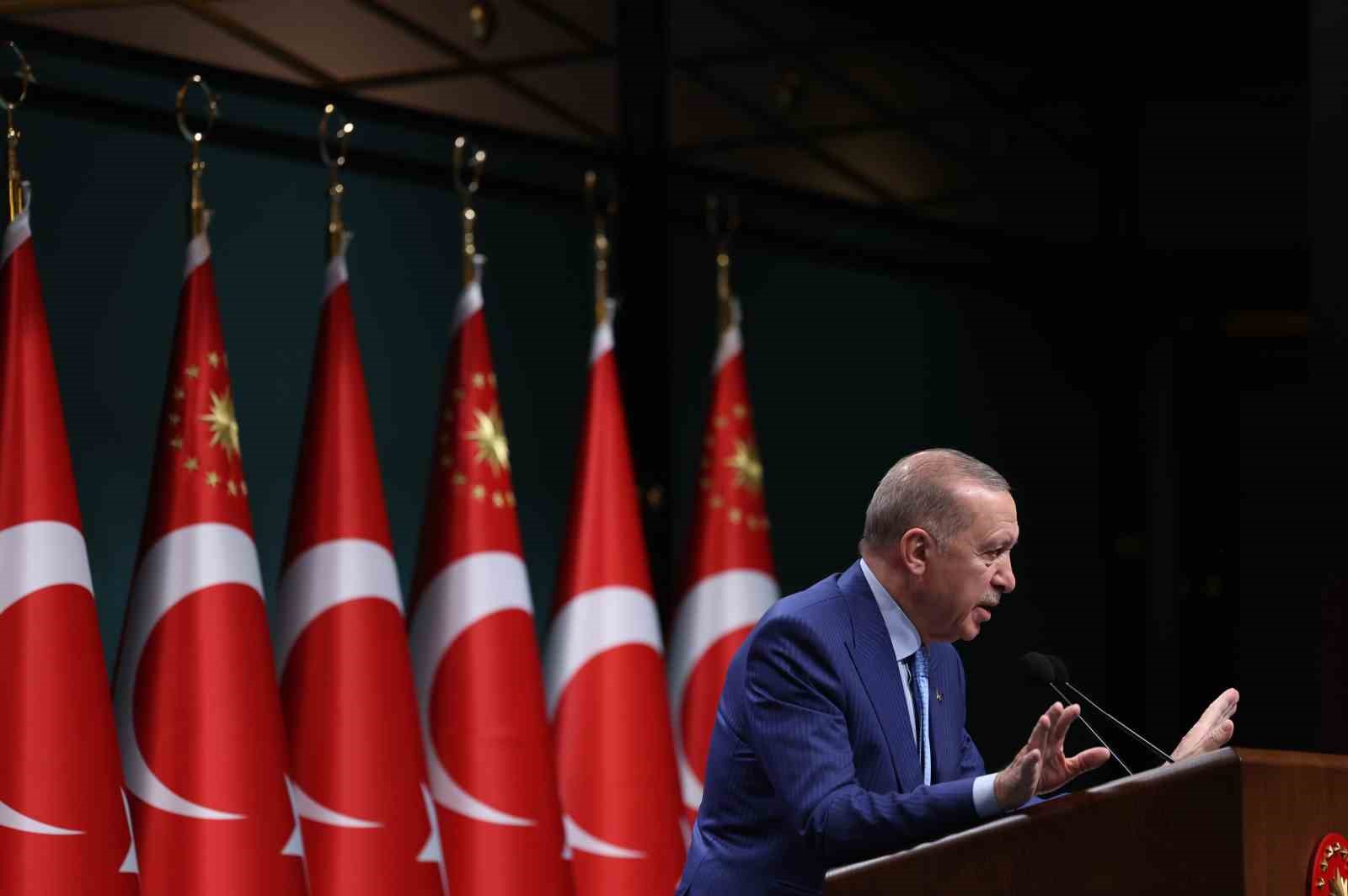 cumhurbaskani erdogan muhalefetin is bilmezligine bakip asla umutsuzluga kapilmayin liyakatli kadrolar turkiyede is basindadir bKYRECzX