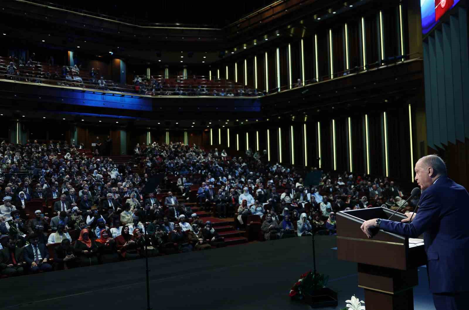 Cumhurbaşkanı Erdoğan: "Müslümanlar olarak zorlu ve sancılı bir dönemden geçiyoruz" 5 cumhurbaskani erdogan muslumanlar olarak zorlu ve sancili bir donemden geciyoruz 1 XgPlVwO1