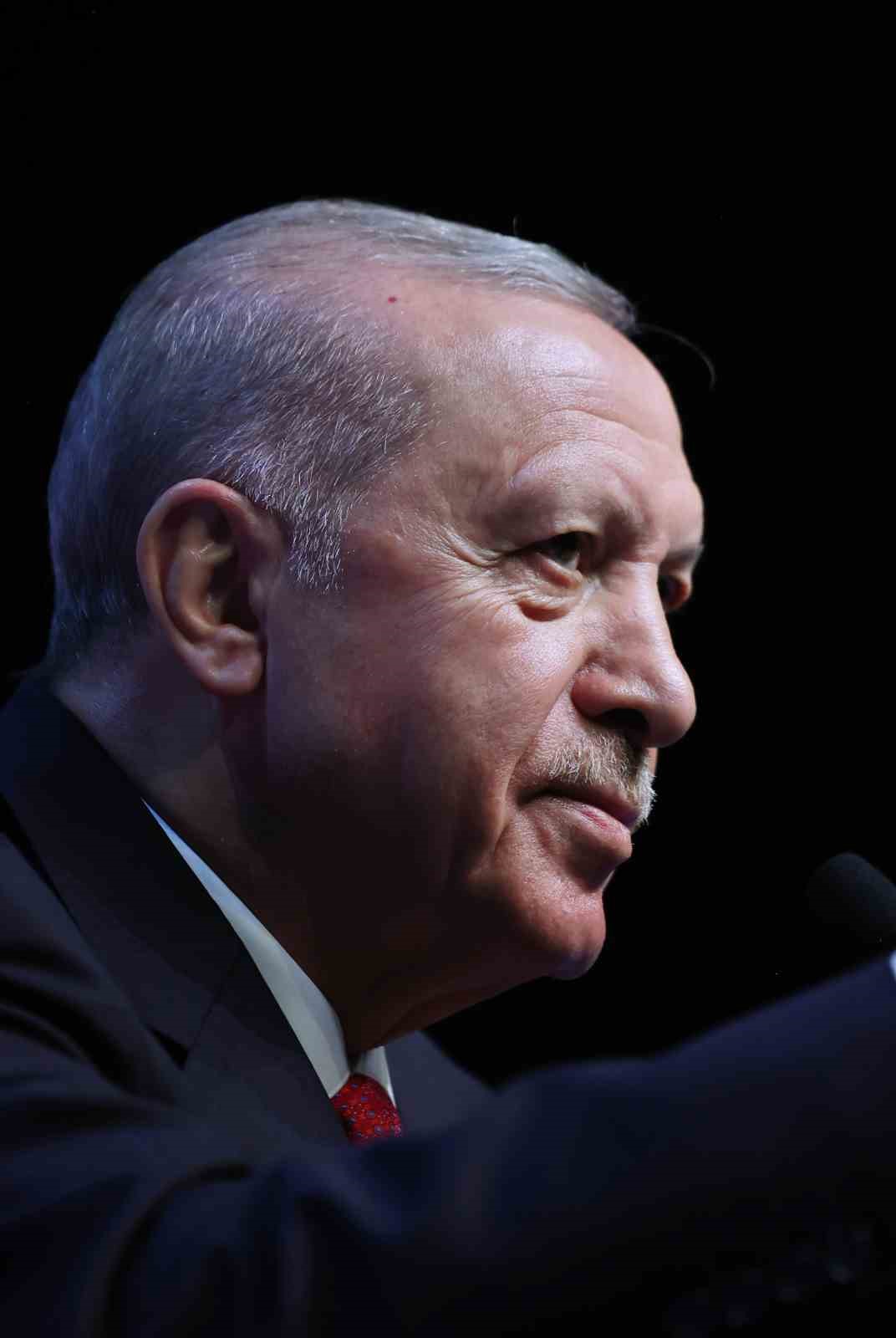 cumhurbaskani erdogan nato birbirine bagimli ulkelerin degil birbirine guc katan muttefiklerin ittifaki olmalidir 12 OyFf7ebk