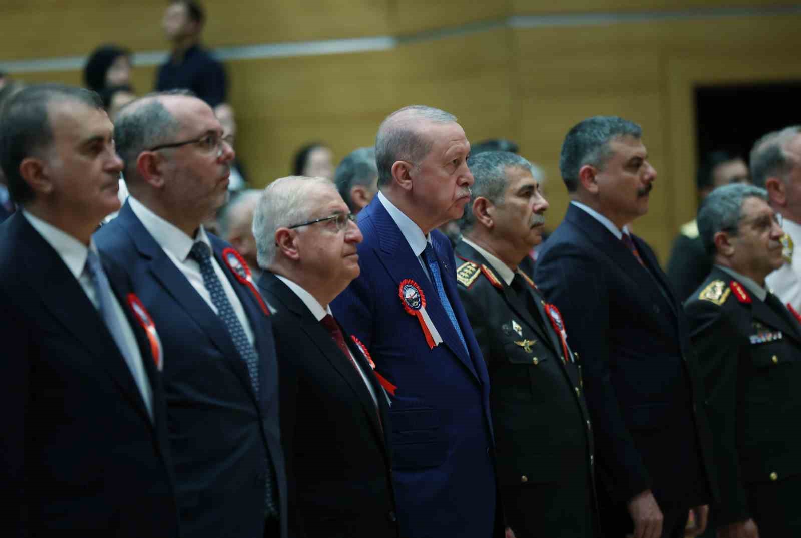 Cumhurbaşkanı Erdoğan: "NATO’ya Ankara’da başarı ile ev sahipliği yaptık" 17 cumhurbaskani erdogan natoya ankarada basari ile ev sahipligi yaptik 13 RQdi3LFs