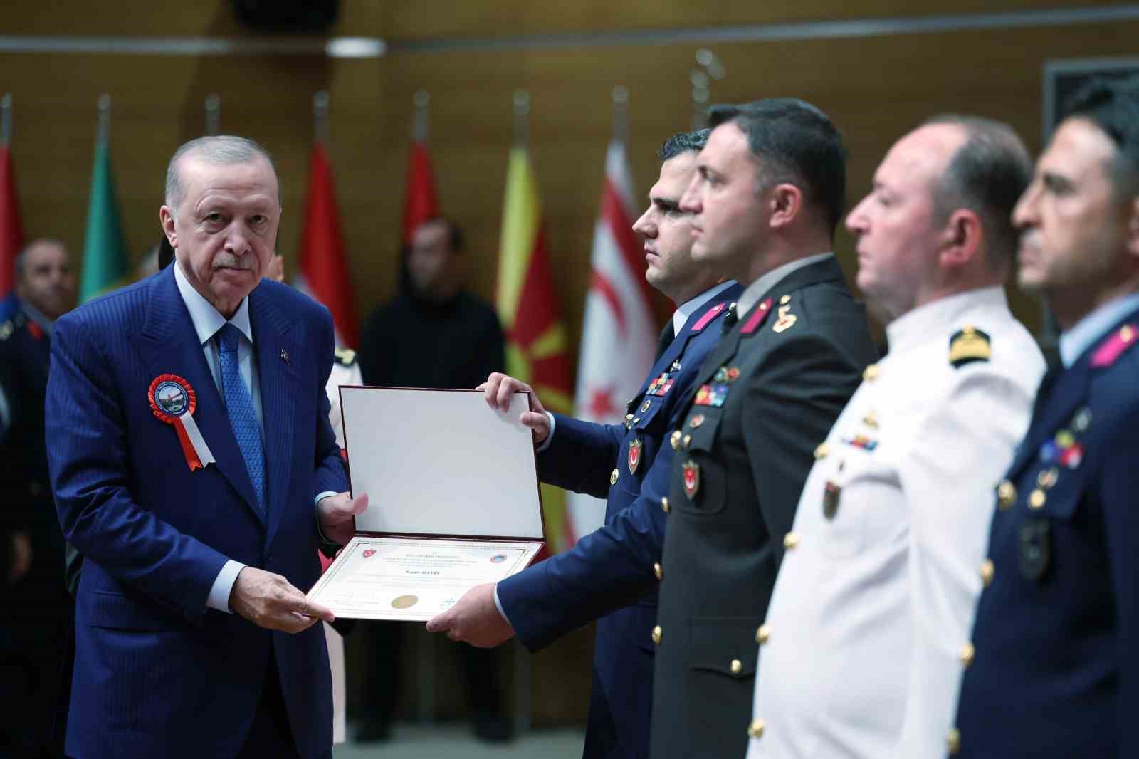 Cumhurbaşkanı Erdoğan: "NATO’ya Ankara’da başarı ile ev sahipliği yaptık" 19 cumhurbaskani erdogan natoya ankarada basari ile ev sahipligi yaptik 15 JJAIZn5C