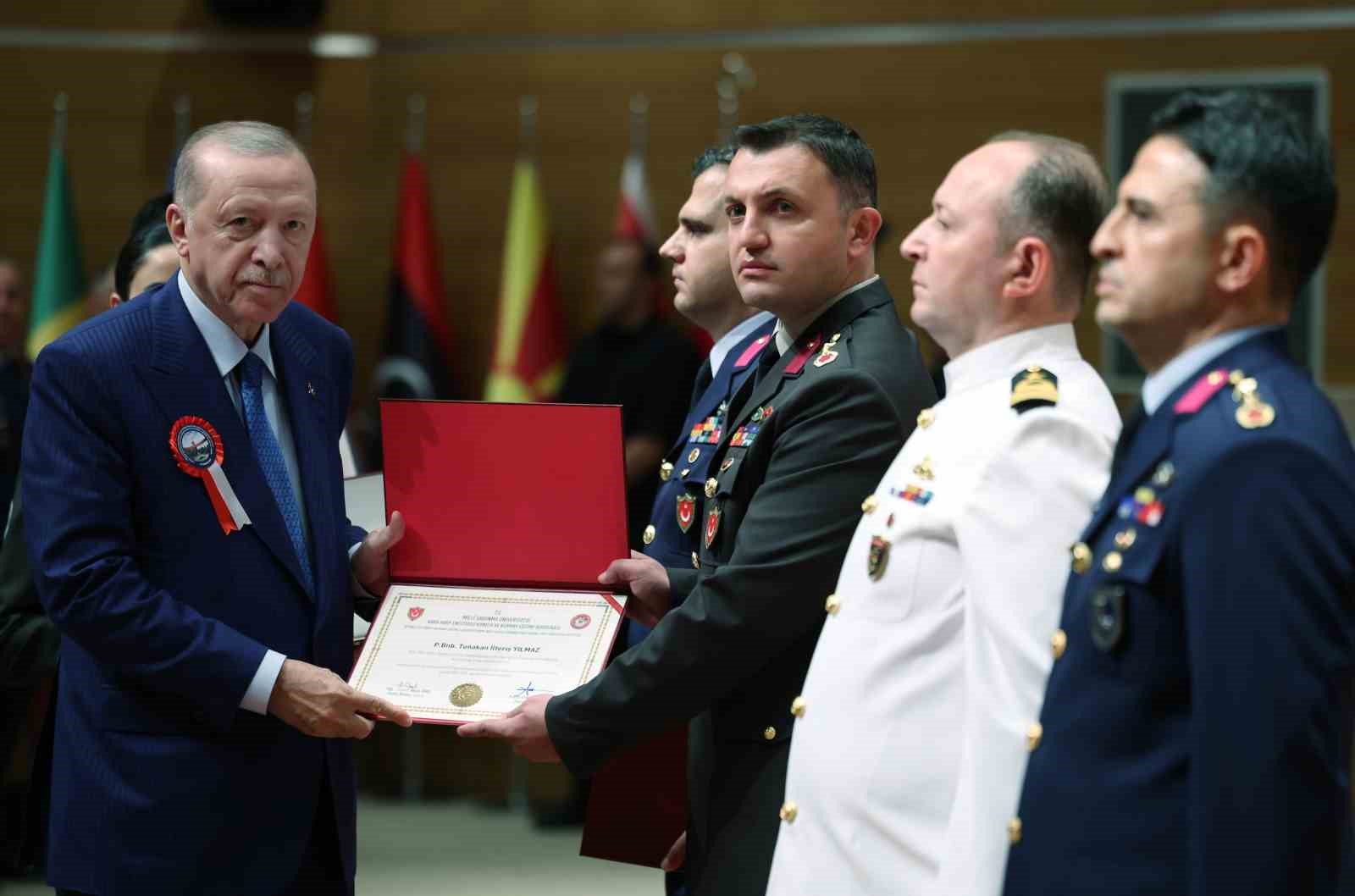 Cumhurbaşkanı Erdoğan: "NATO’ya Ankara’da başarı ile ev sahipliği yaptık" 20 cumhurbaskani erdogan natoya ankarada basari ile ev sahipligi yaptik 16