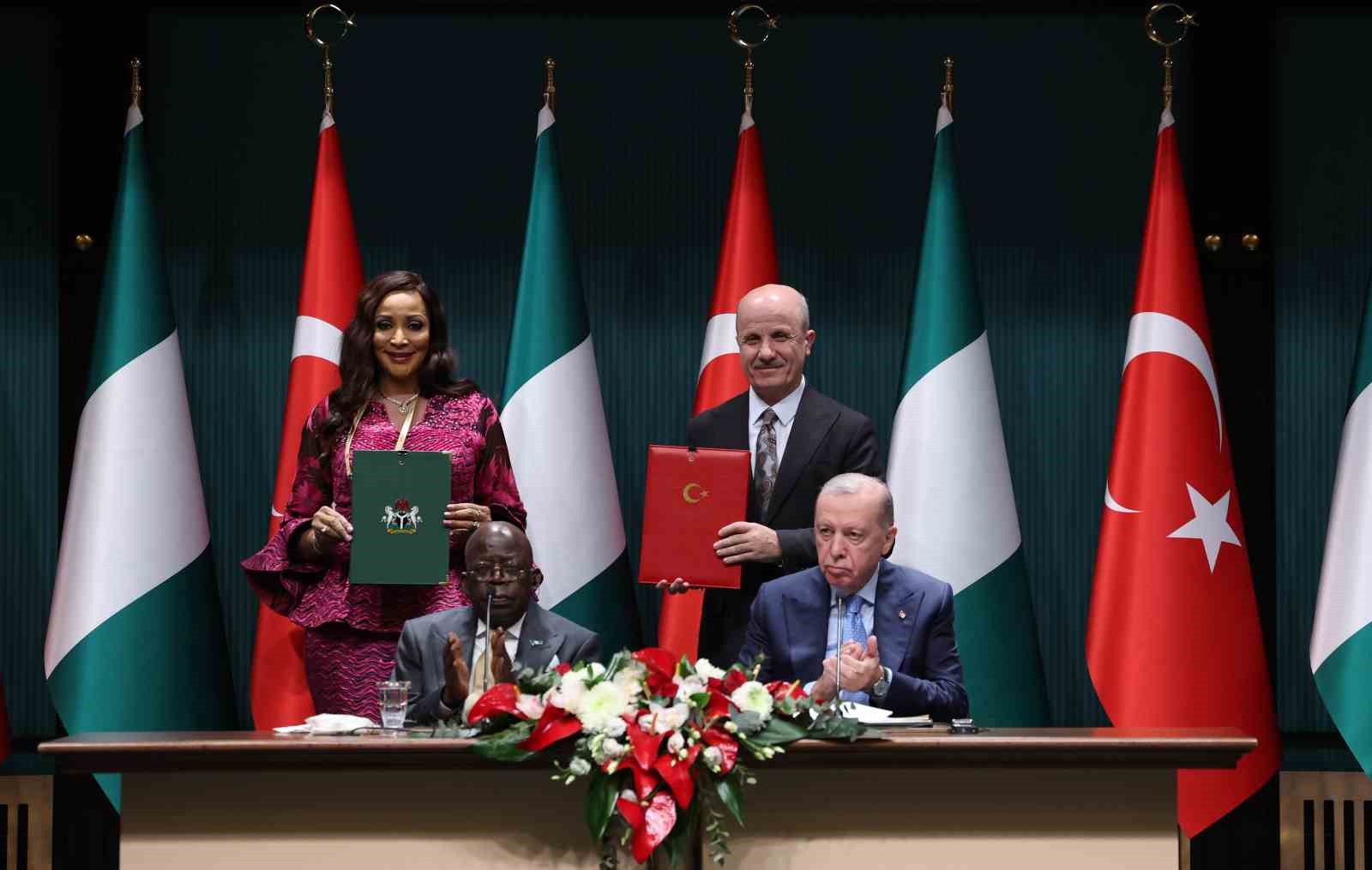 cumhurbaskani erdogan nijerya cumhurbaskani tinubu ile 5 milyar dolar ticaret hacmi hedefimize bagliligimizi teyit e5SSlmmY
