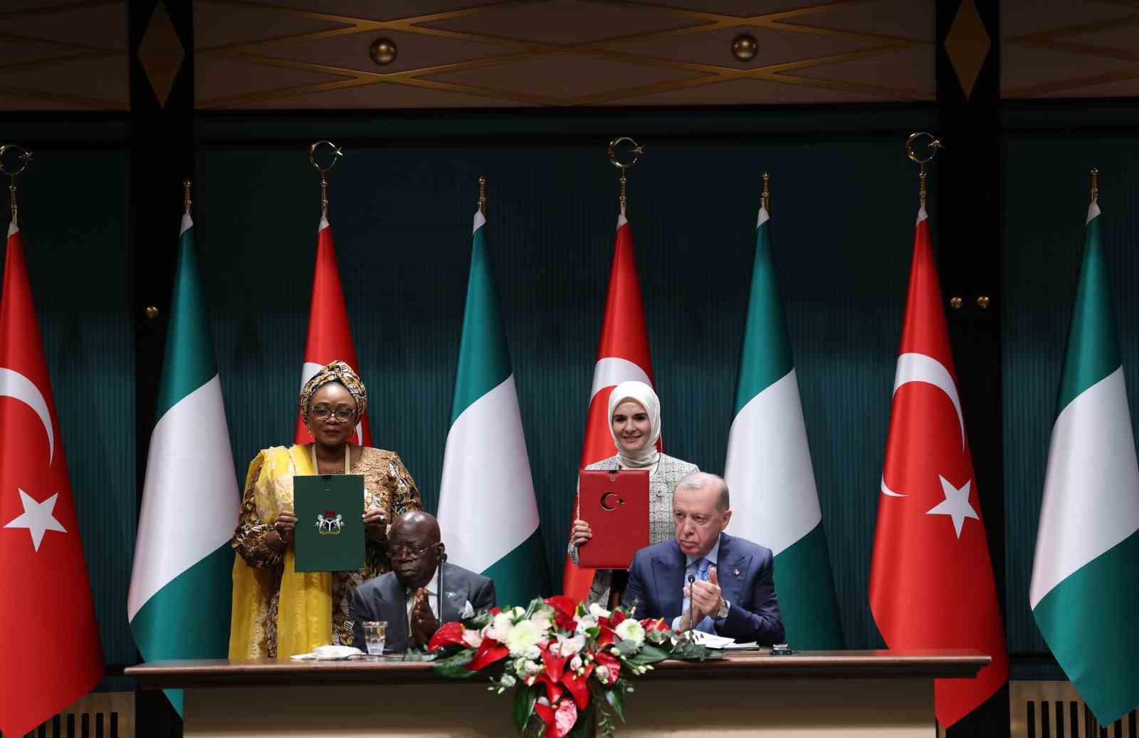cumhurbaskani erdogan nijerya cumhurbaskani tinubu ile 5 milyar dolar ticaret hacmi hedefimize bagliligimizi teyit sap8lnXX