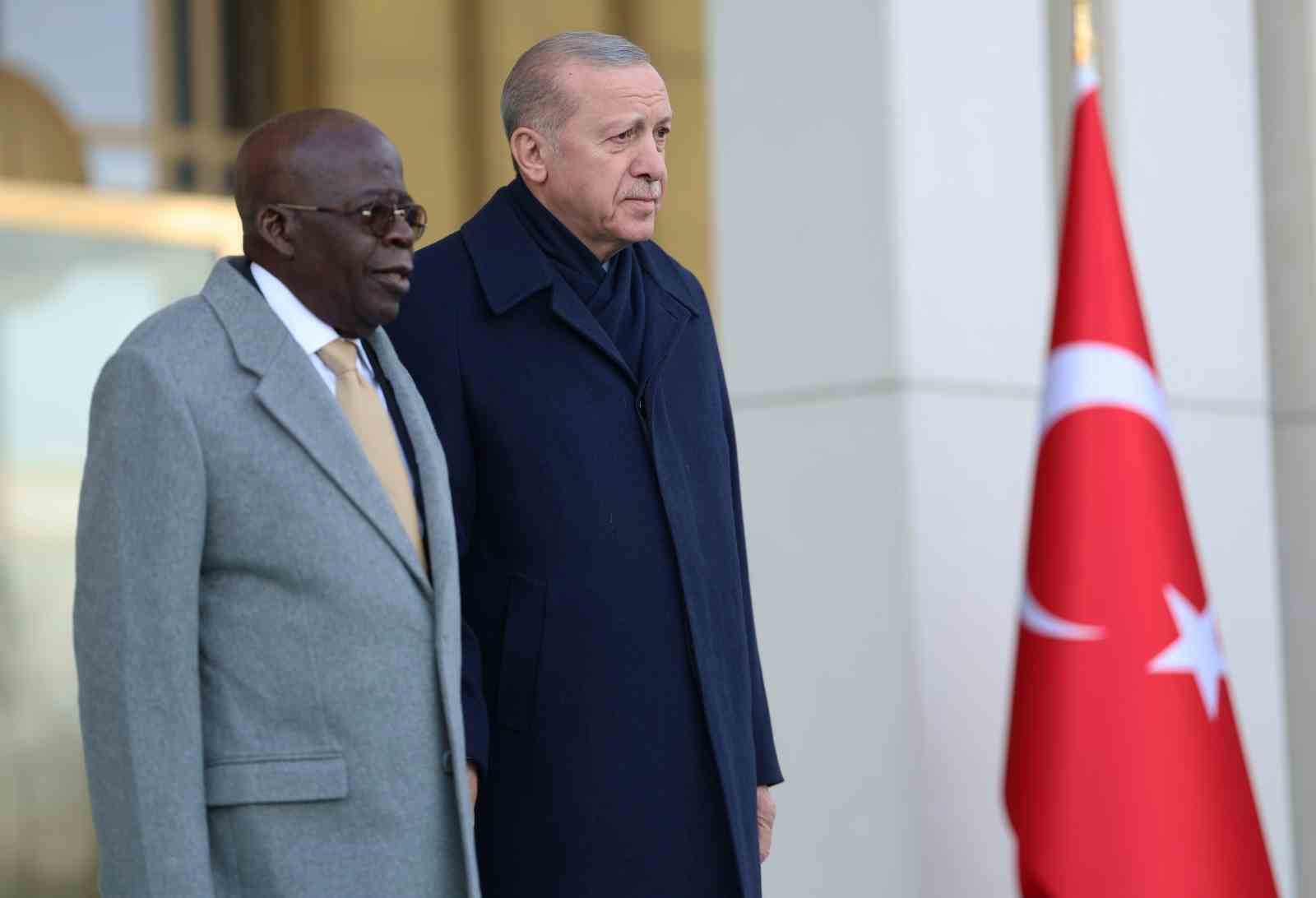 cumhurbaskani erdogan nijerya cumhurbaskani tinubuyu torenle karsiladi 16 vqbCkRKH