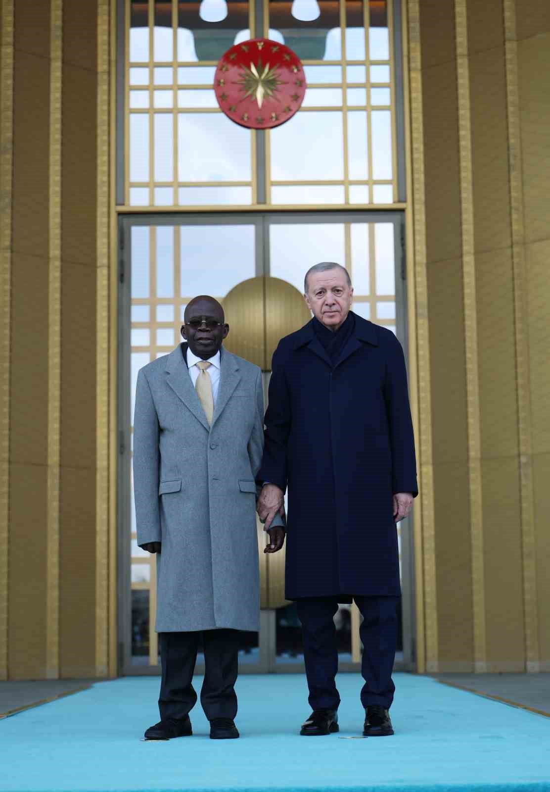 cumhurbaskani erdogan nijerya cumhurbaskani tinubuyu torenle karsiladi 25 vKYwVbD3