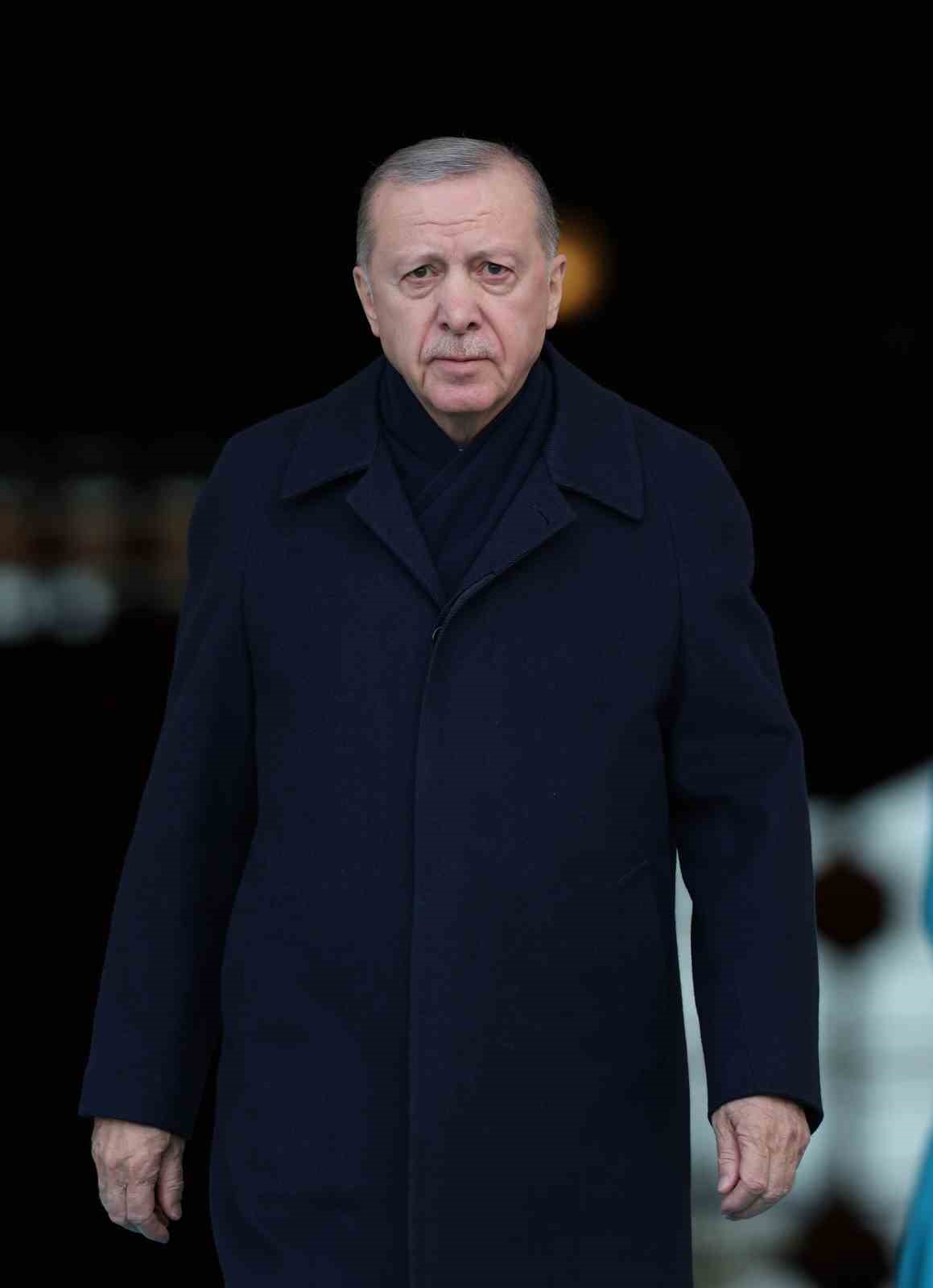cumhurbaskani erdogan nijerya cumhurbaskani tinubuyu torenle karsiladi 27 AuYgglHy