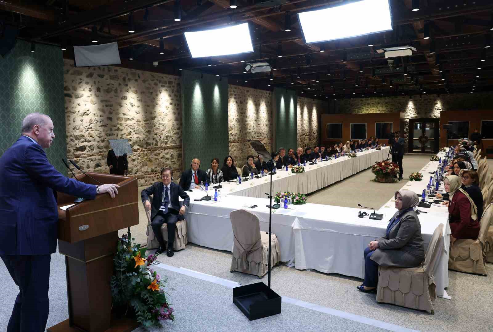 cumhurbaskani erdogan ortadogu cografyasi son yillarda gercekten sancili sikintili ve karanlik gunler yasiyor 1 EzmPBkHb