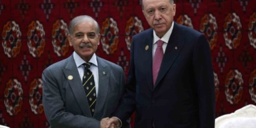 cumhurbaskani-erdogan-pakistan-basbakani-serif-ile-gorustu-vJcsi9t1.jpg