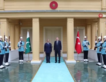 cumhurbaskani-erdogan-pakistan-basbakani-serifi-kabul-etti-z5em4Xtj.jpg