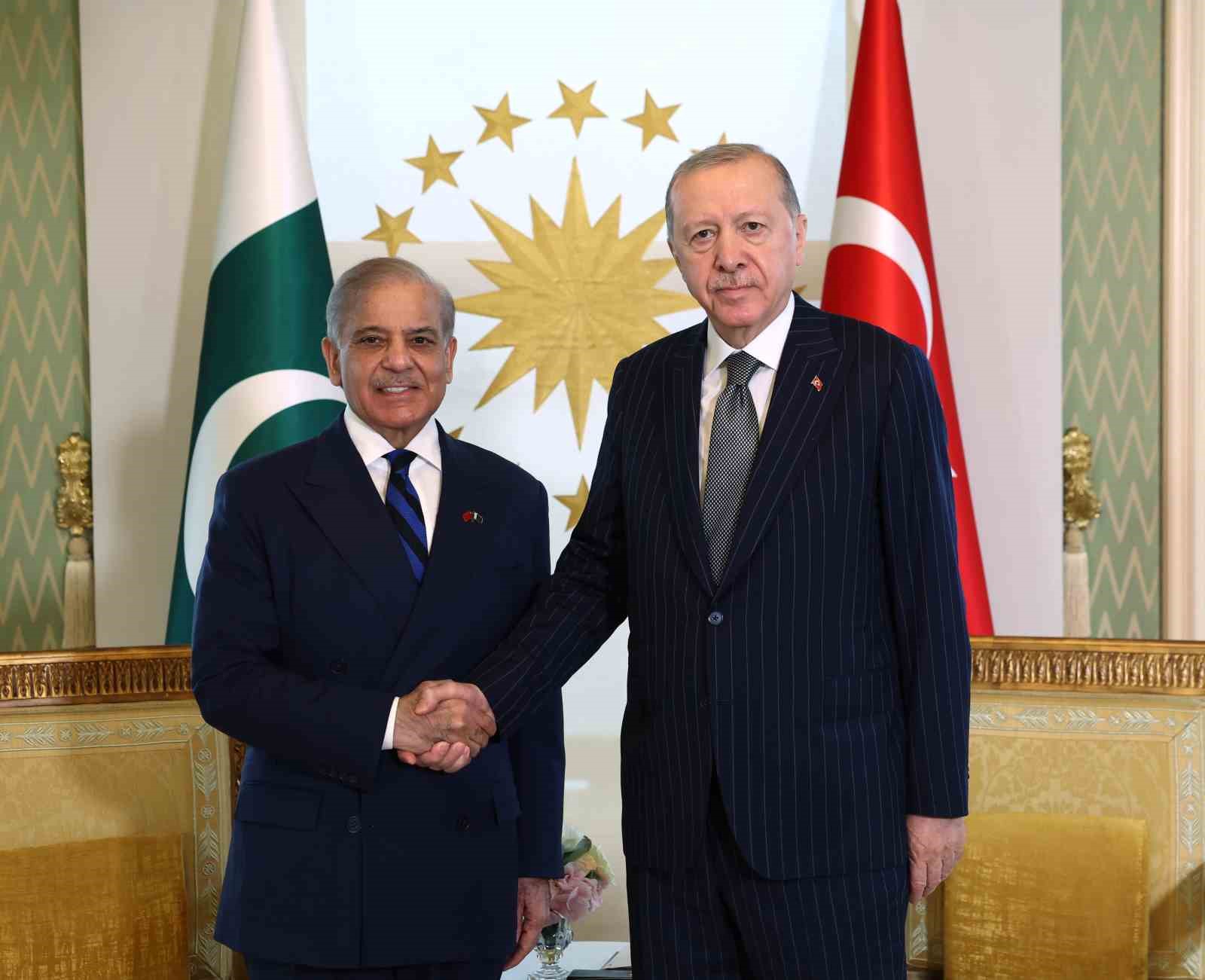 Cumhurbaşkanı Erdoğan, Pakistan Başbakanı Şerif’i resmi törenle karşıladı 7 cumhurbaskani erdogan pakistan basbakani serifi resmi torenle karsiladi 3 z5PAzzza