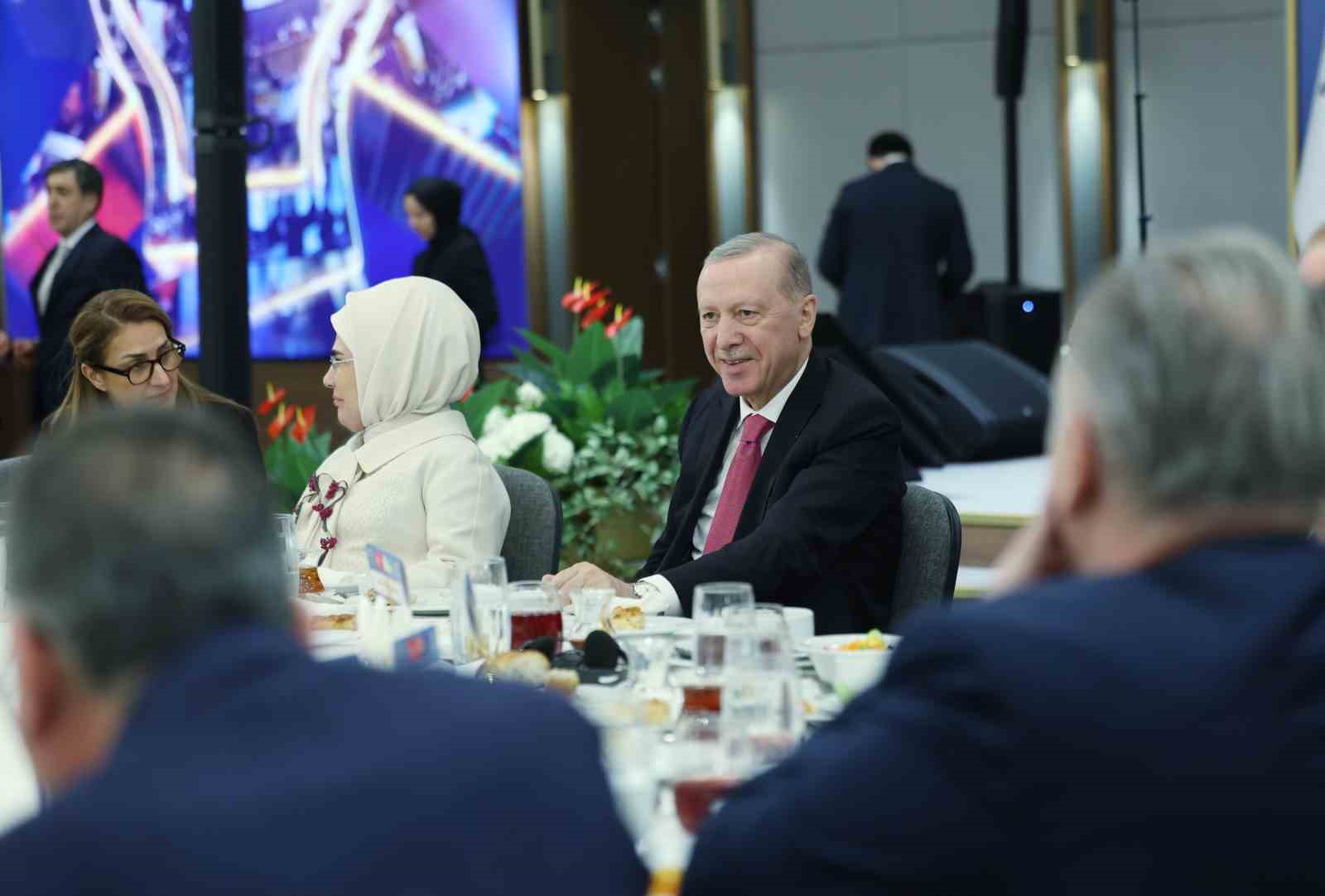 cumhurbaskani erdogan savas uzadikca maalesef tablo daha da kotulesecektir 11 PrgfCrmD