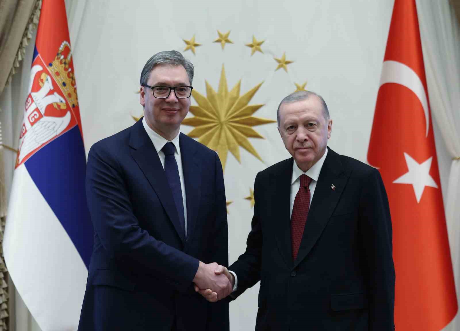 cumhurbaskani erdogan sirbistan cumhurbaskani vucic ile bir araya geldi 13 jvijYd7L
