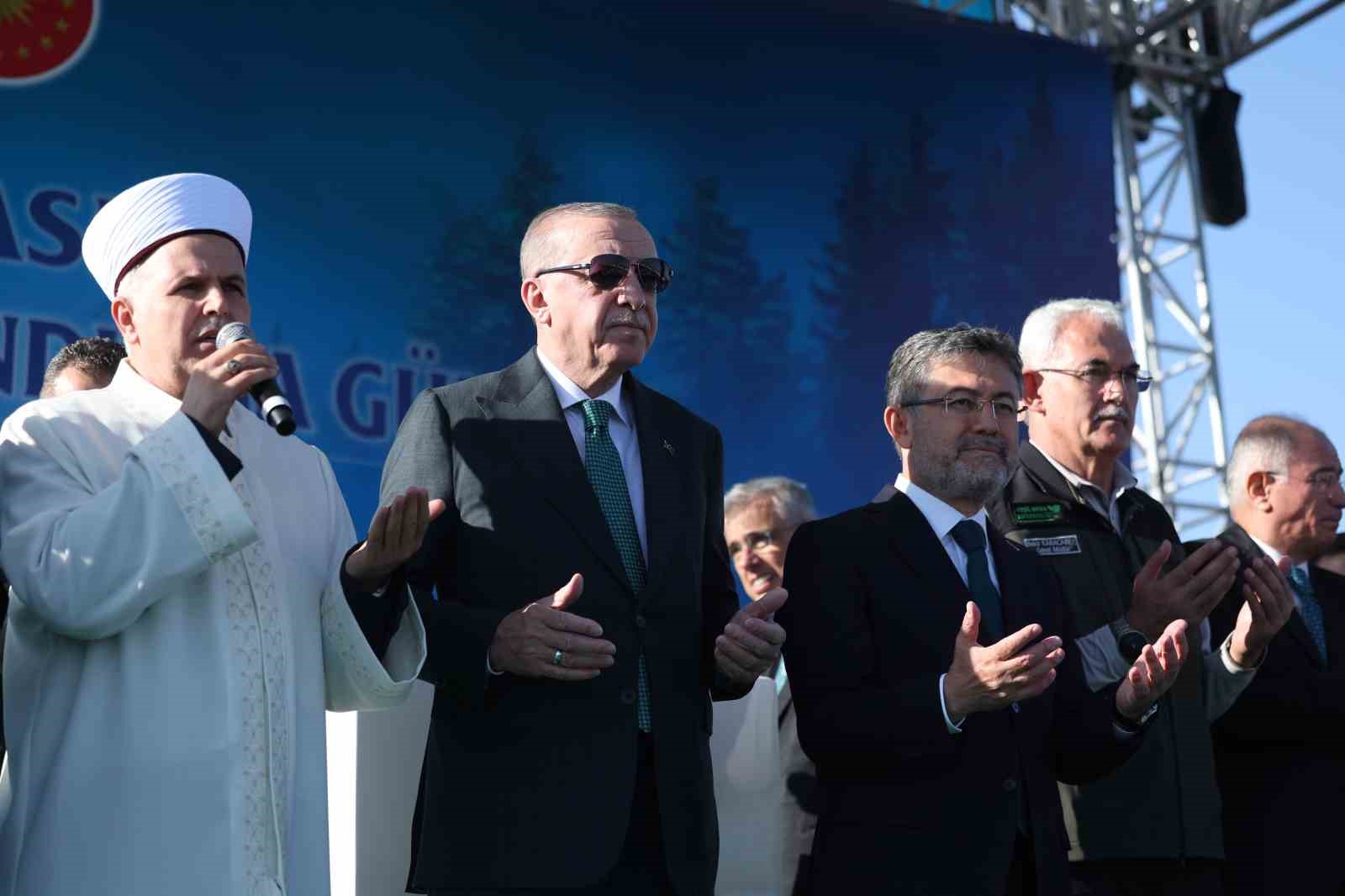 cumhurbaskani erdogan son 23 yilda 7 bucuk milyar fidan ve tohumu toprakla bulusturduk 16 mtwzFpBC