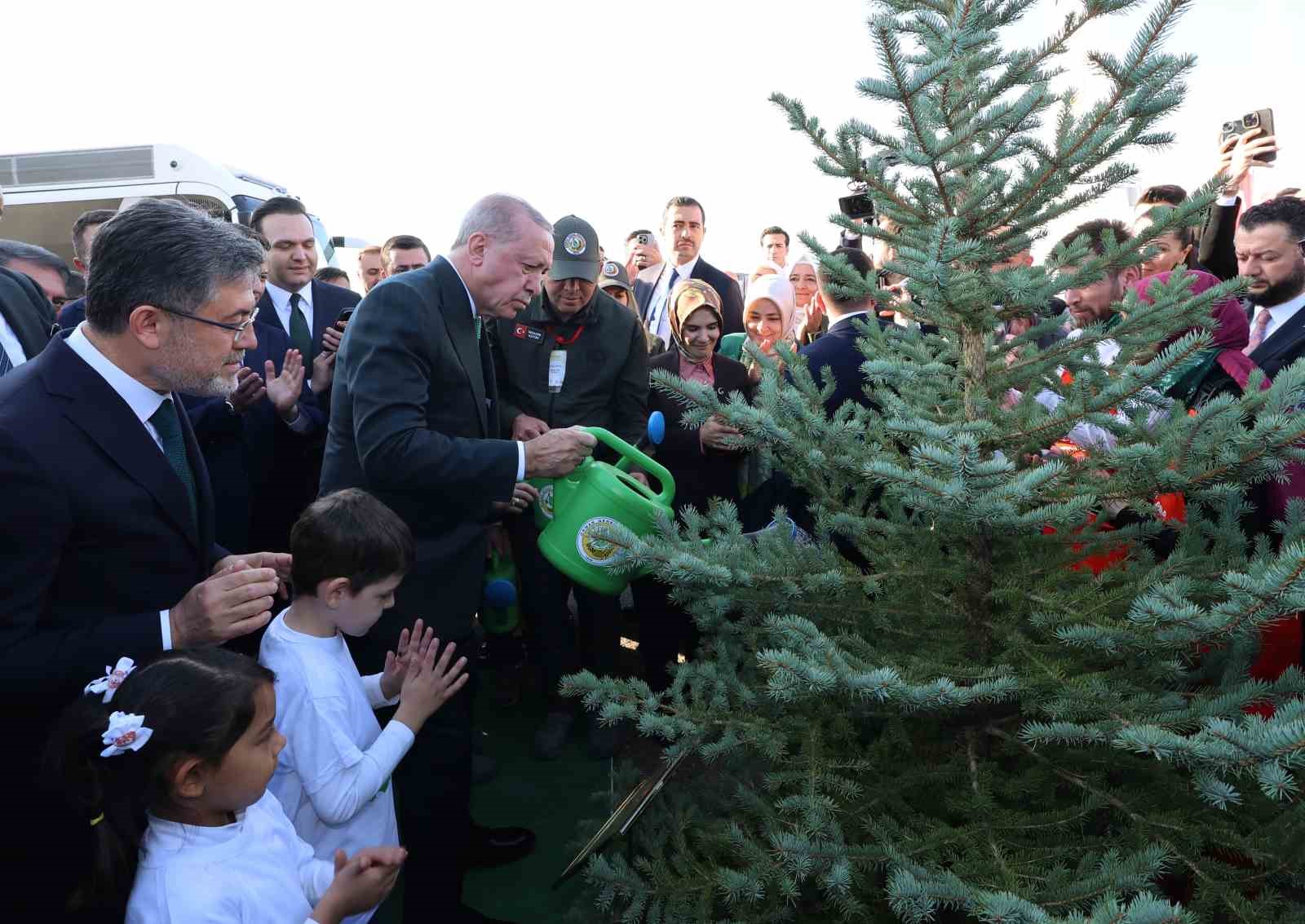 cumhurbaskani erdogan son 23 yilda 7 bucuk milyar fidan ve tohumu toprakla bulusturduk 6