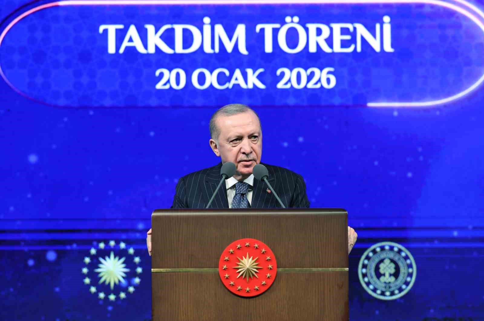 cumhurbaskani erdogan son 23 yilda yurt disina kacirilan 13 bin 448 eserin ulkemize iadesini F6jUKPjQ